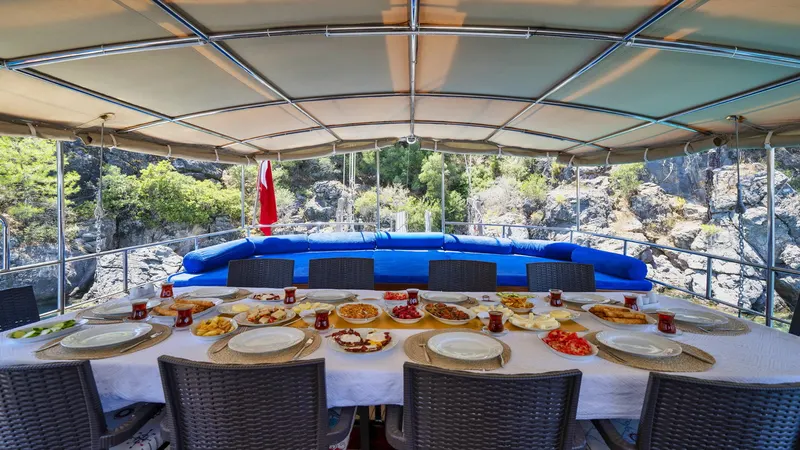 Serenidad Gulet – Fethiye Göcek Lüks Gulet Kiralama · 5