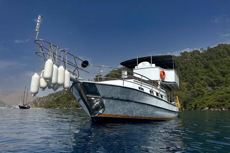 AYKEN Gulet – Marmaris 3 Kabin 6 Kişilik Özel Gulet Kiralama · 2