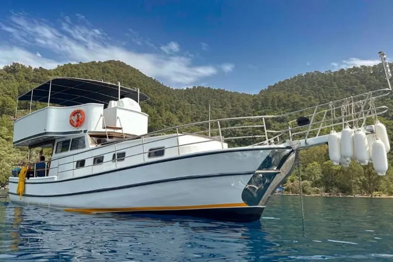 AYKEN Gulet – Marmaris 3 Kabin 6 Kişilik Özel Gulet Kiralama