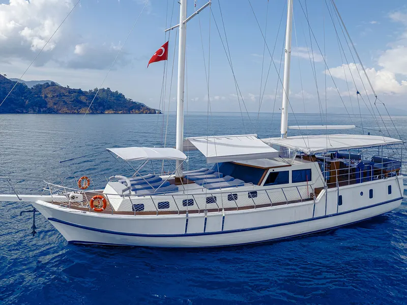 Göcek Gulet Kiralama | 20 Metre 4 Kabin Lüks Gulet · 3