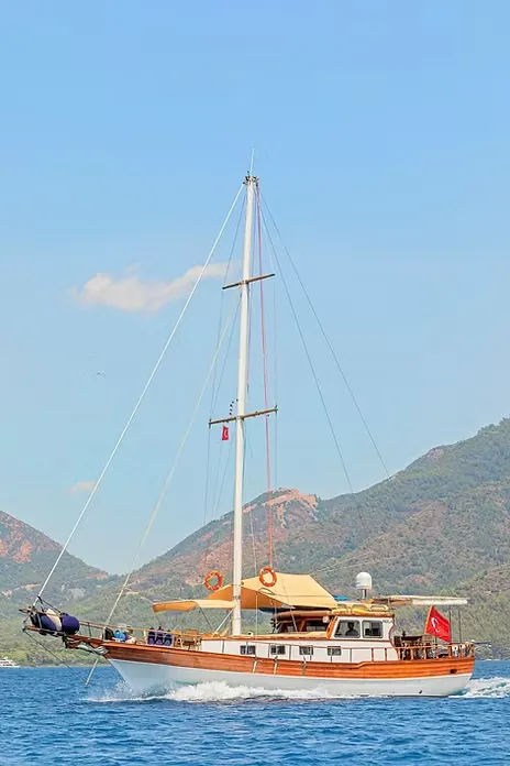 Marmaris Gulet Kiralama | 15 Metre 3 Kabin 6 Kişilik · 2