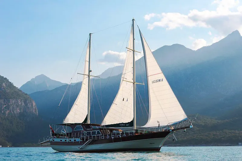 Simge Can Gulet – Fethiye 8 Kabin 16 Kişilik Lüks Gulet Kiralama · 2
