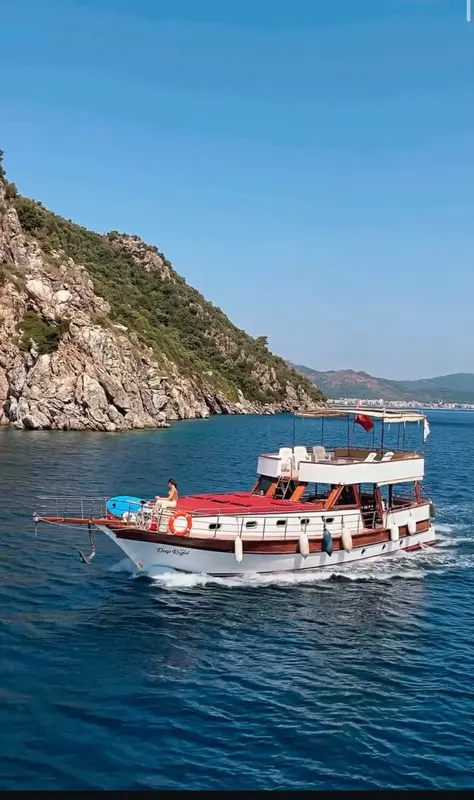 16 Metre Deep Royal – Marmaris 12 Kişilik Özel Tekne Kiralama